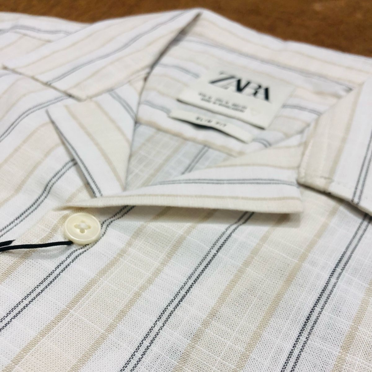 Off White Mens Remi Cotton Cuban Shirt